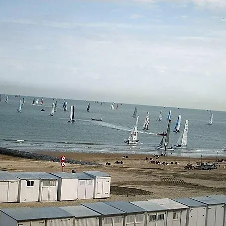 Apartamento Beachfront Bliss In Knokke, Cleaning Included